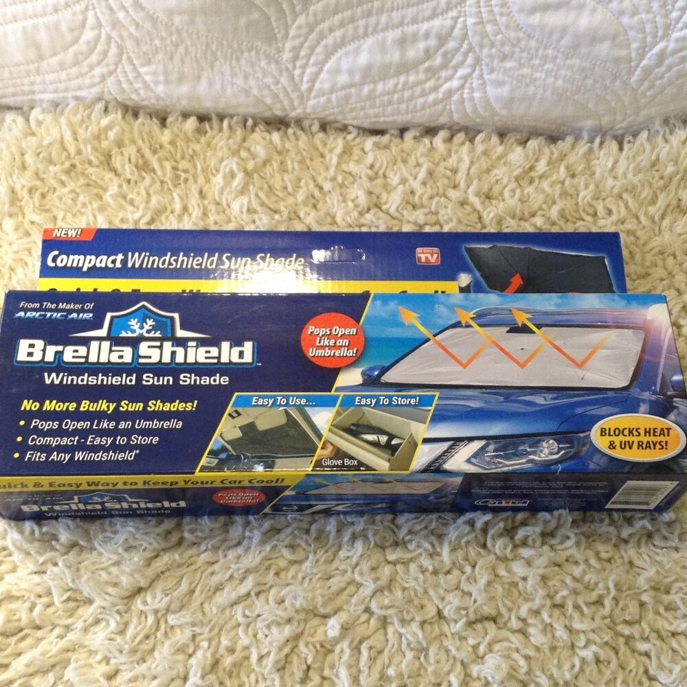 NWOT Deadstock Brella Shield Windshield Sun Shade "As seen on TV" Cars Trucks